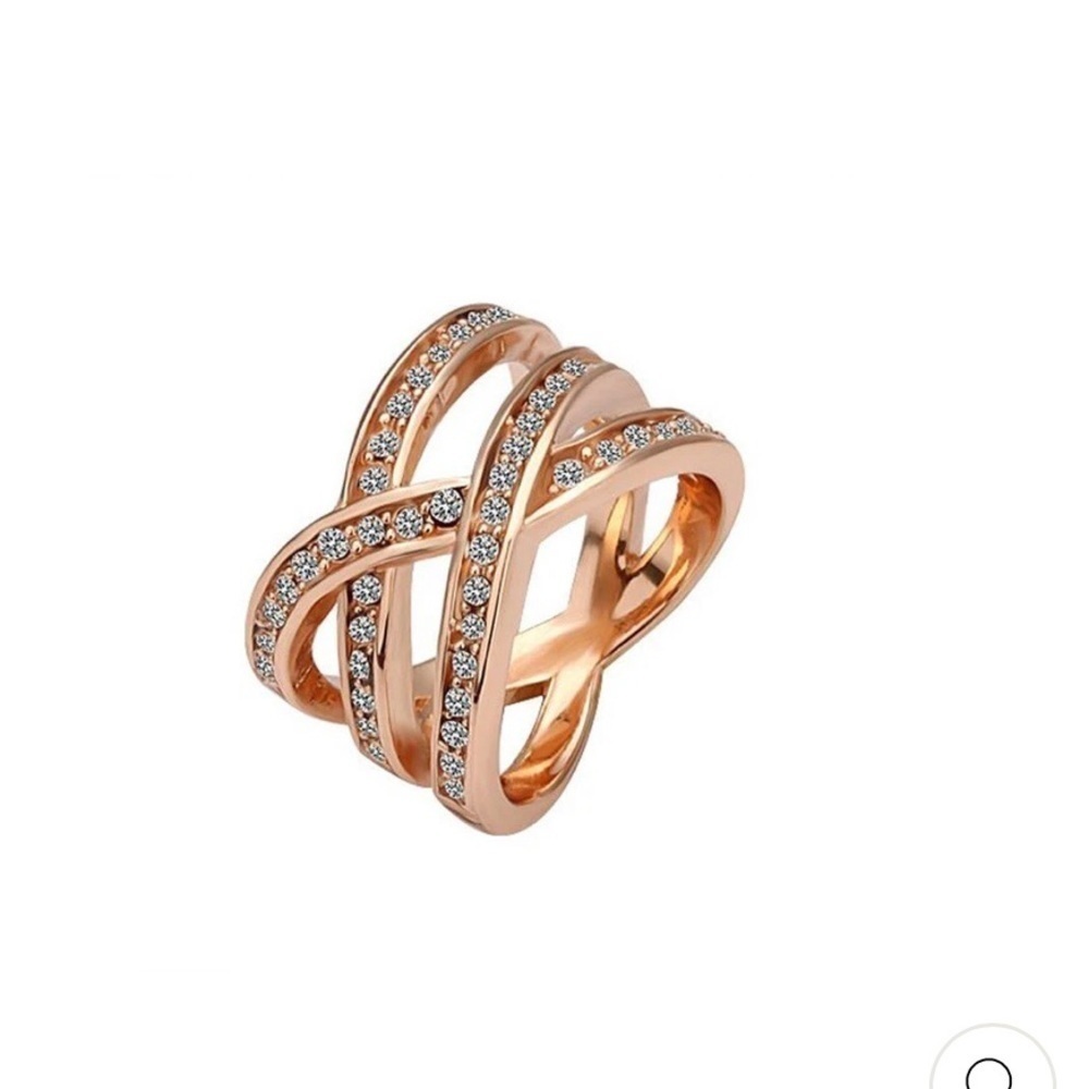 Cate & Chloe 18k ROSE GOLD PLATED RING SIZE 6 NIB